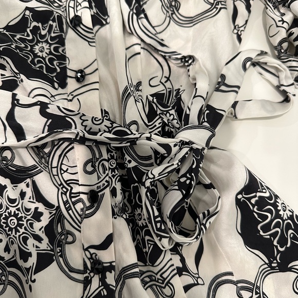 Bebe Patterned Blouse - XS - Picture 13 of 13